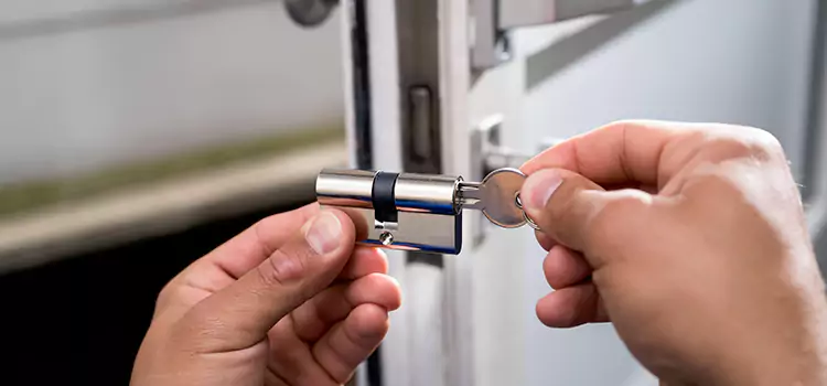 Emergency Locksmith for House Holtsville