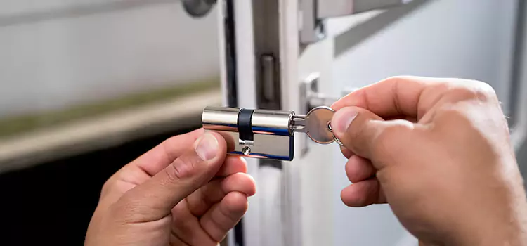 Lock Change Locksmiths Holtsville